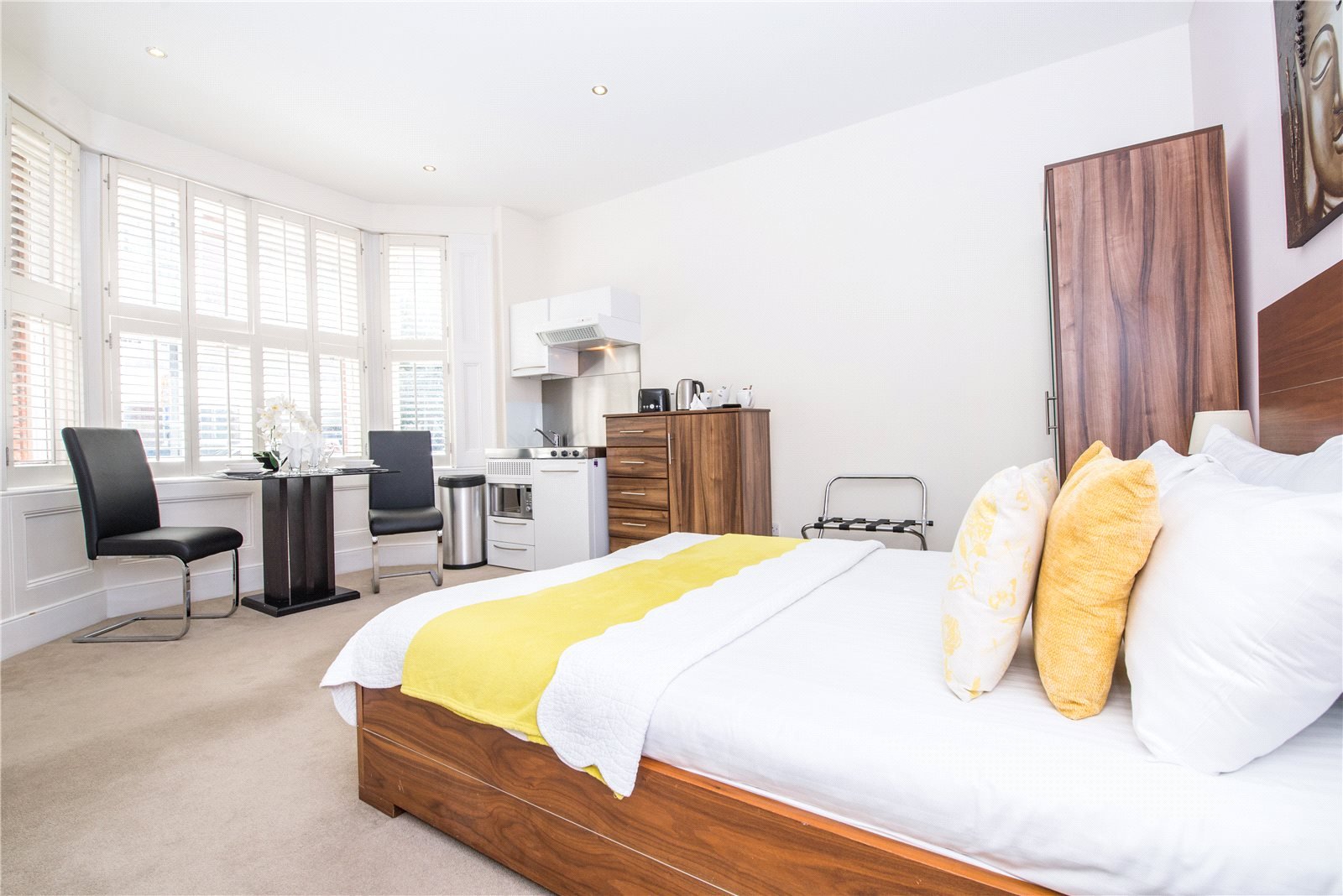 1 bedroom in the heart of Victoria