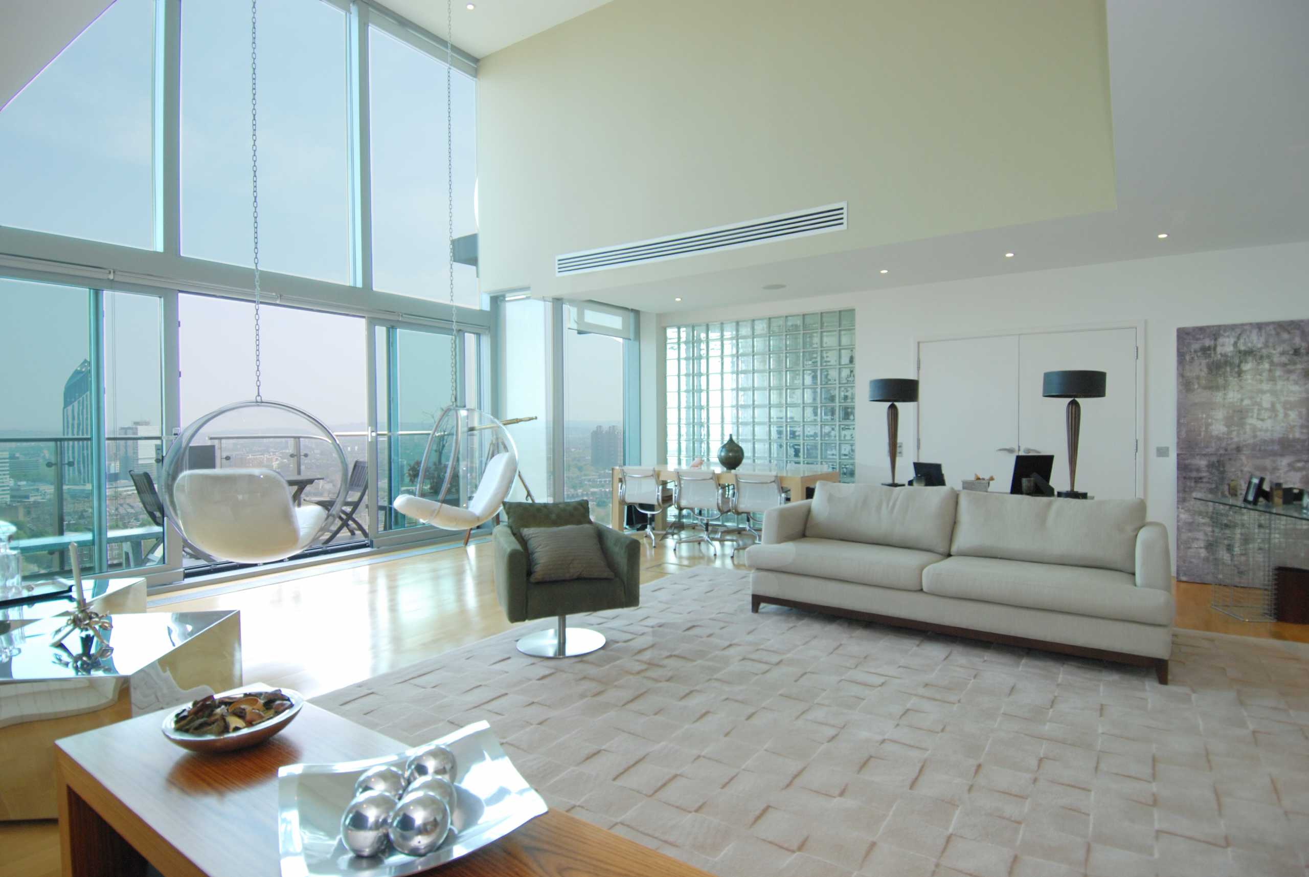 Three bedroom Penthouse for rent in Waterloo SE1