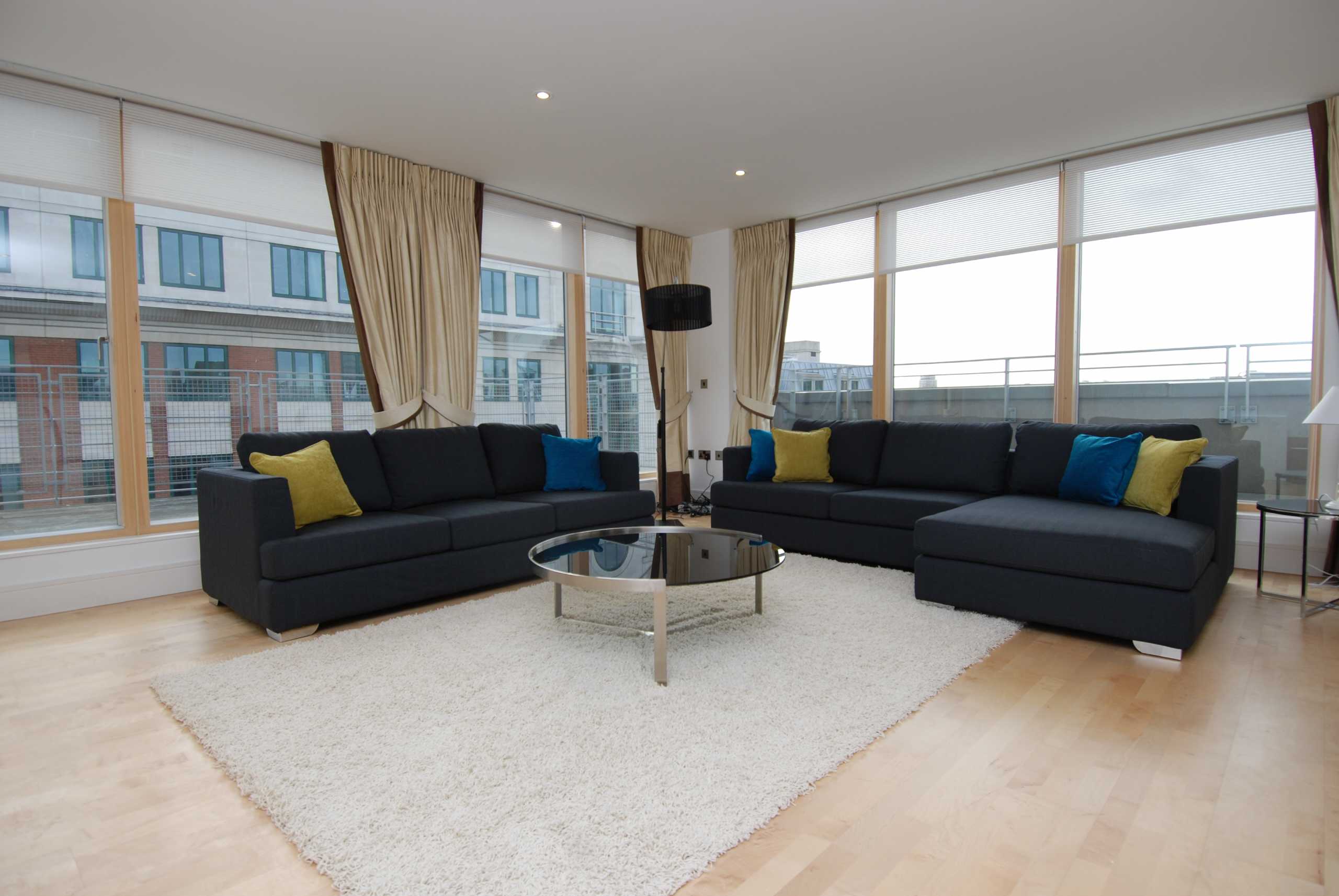 Penthouse apartment which is fantastically well located in central Westminster