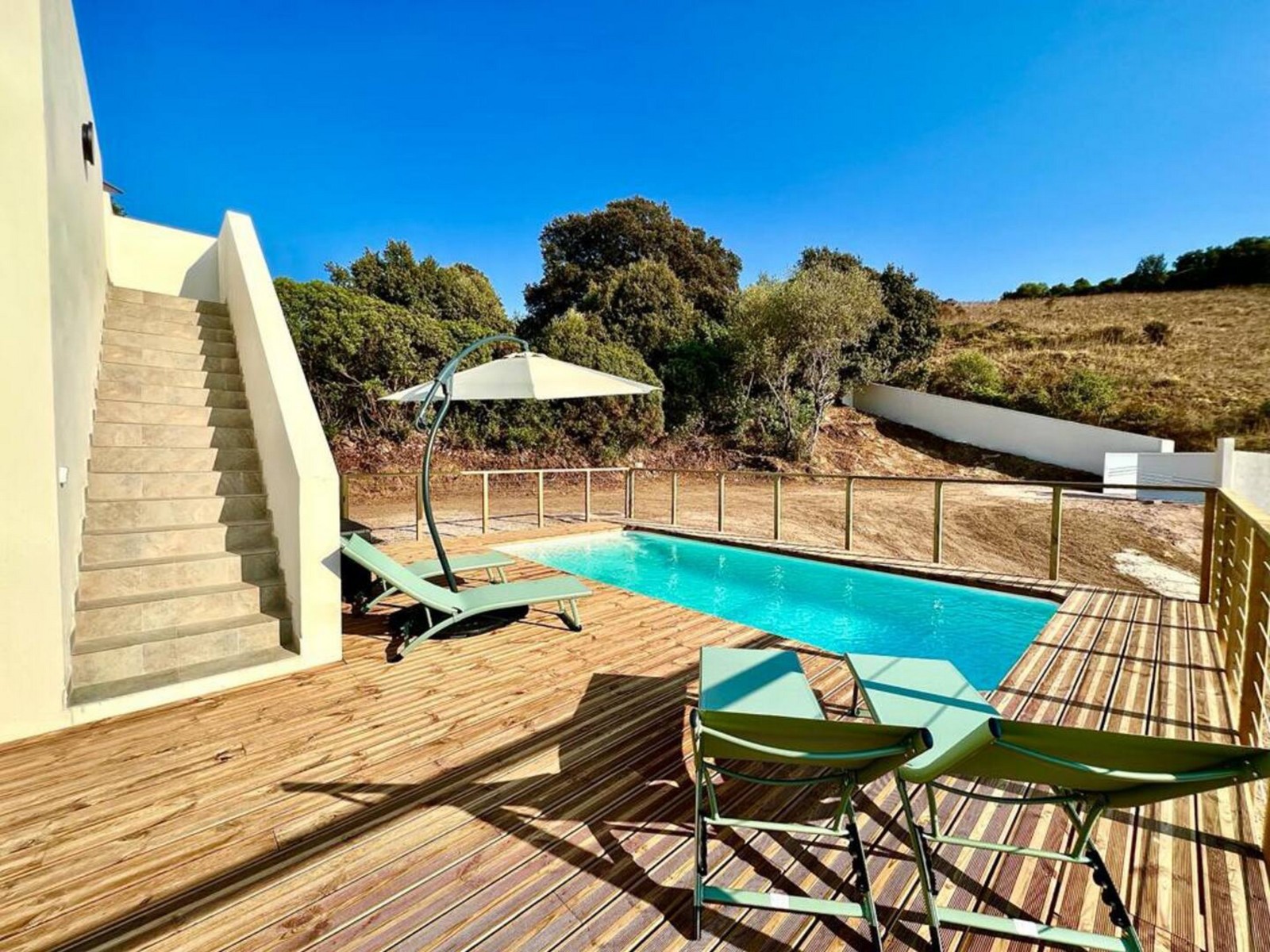 Villa with pool, mountain views