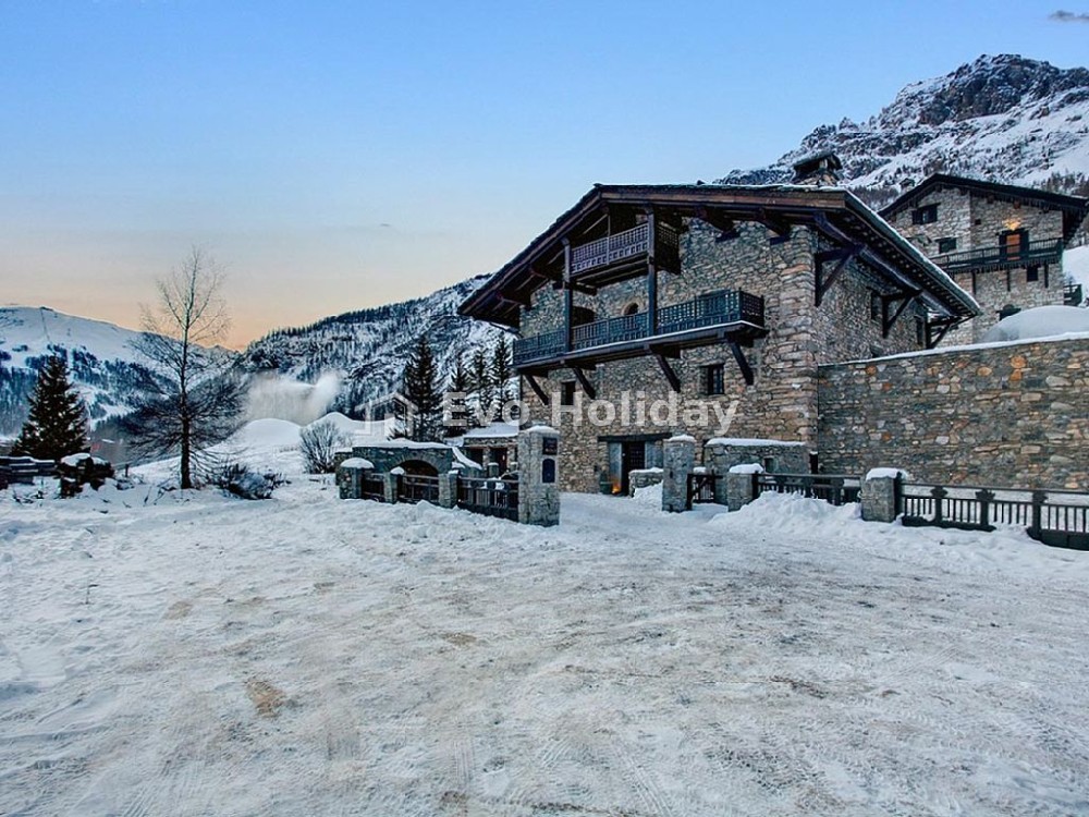 Luxury Chalet Majestic In La Daille, Val-d'Isère