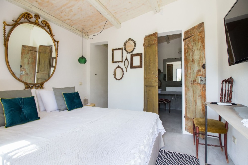 Villa with stunning views In Sicily