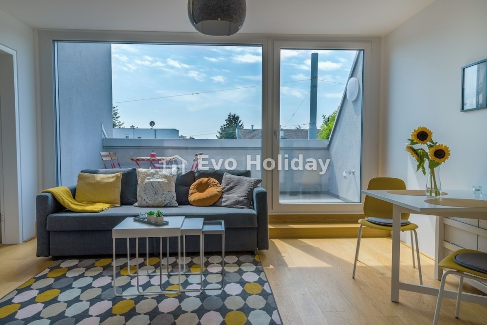 Julia Lovely 2 Bedroom Unit