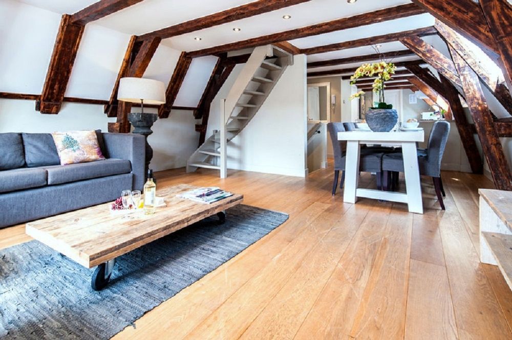 Apartment Right At The Canal Belt