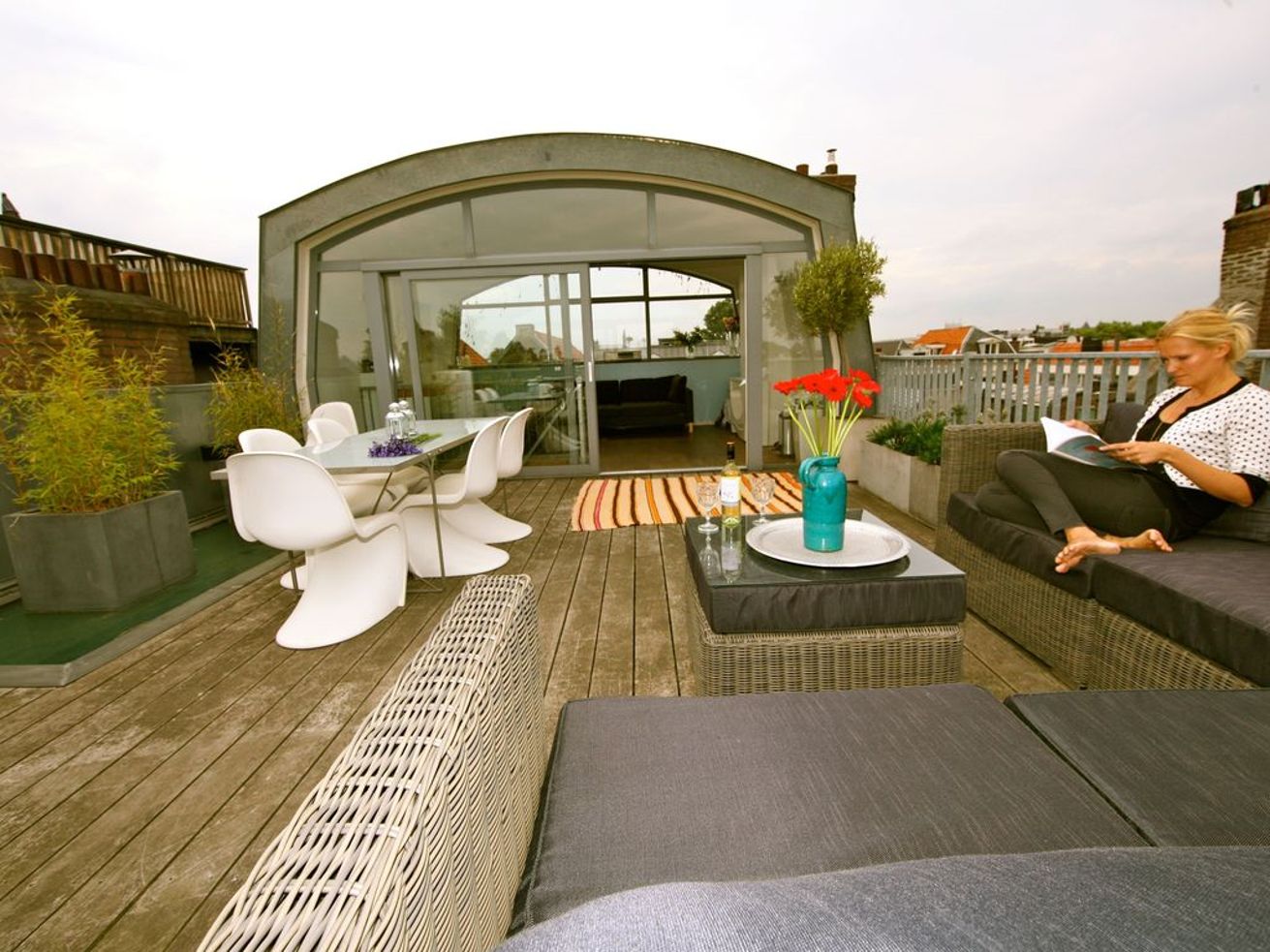 Luxury apartment with panoramic rooftop terrace