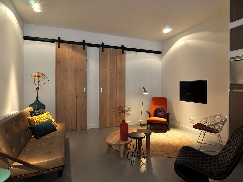 Intimate Jordan Luxury Apartment