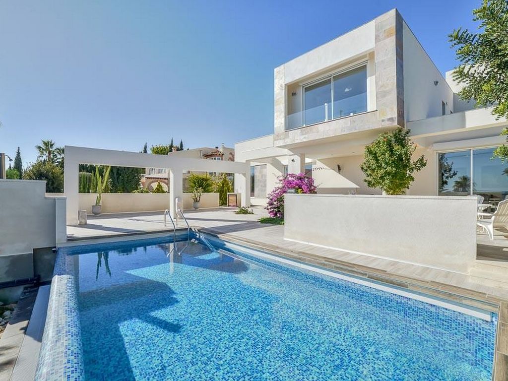 Perfect Villa Patio