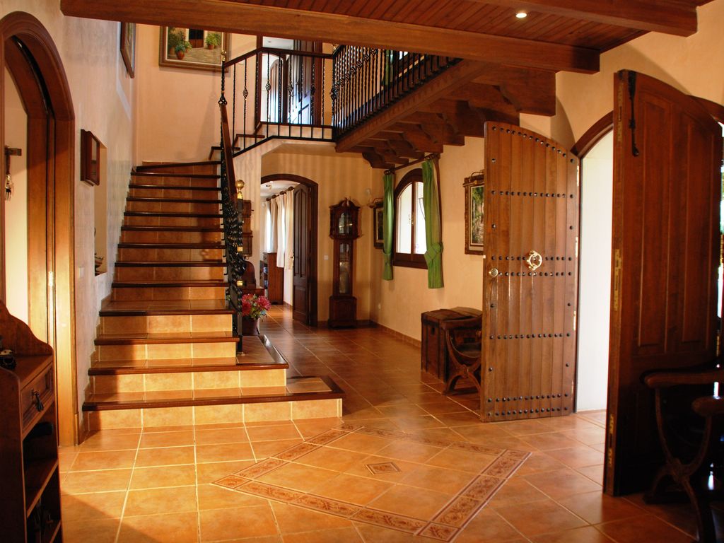 Villa Alvaro