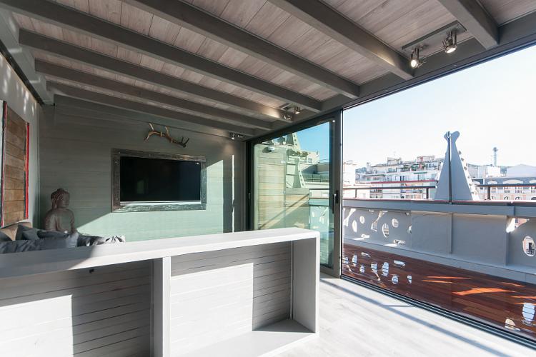 Luxury attic with private terrace