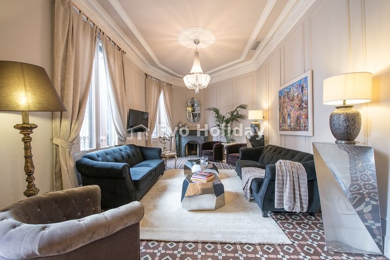 Luxury Apartment EIXAMPLE Very Big