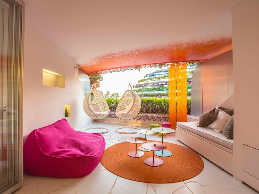 Two bedrooms, two bathrooms, large living room, kitchen, chill out terrace